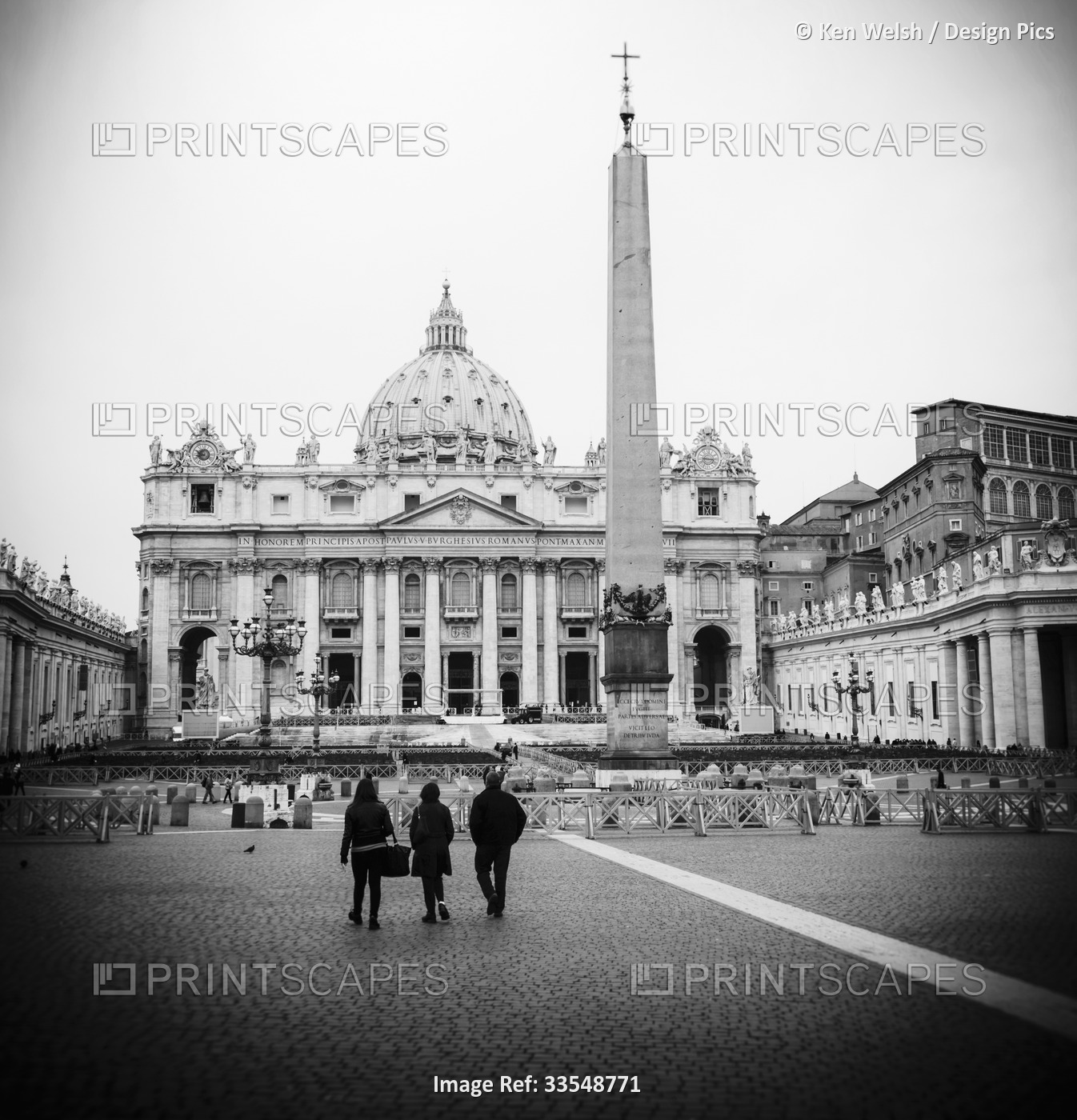 Rome, Italy.  St Peter's Basilica seen across St Peter's Square.  The historic ...